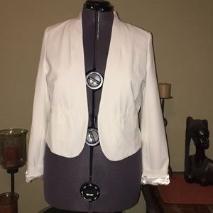 💥NWOT💥Frenchi Blazer